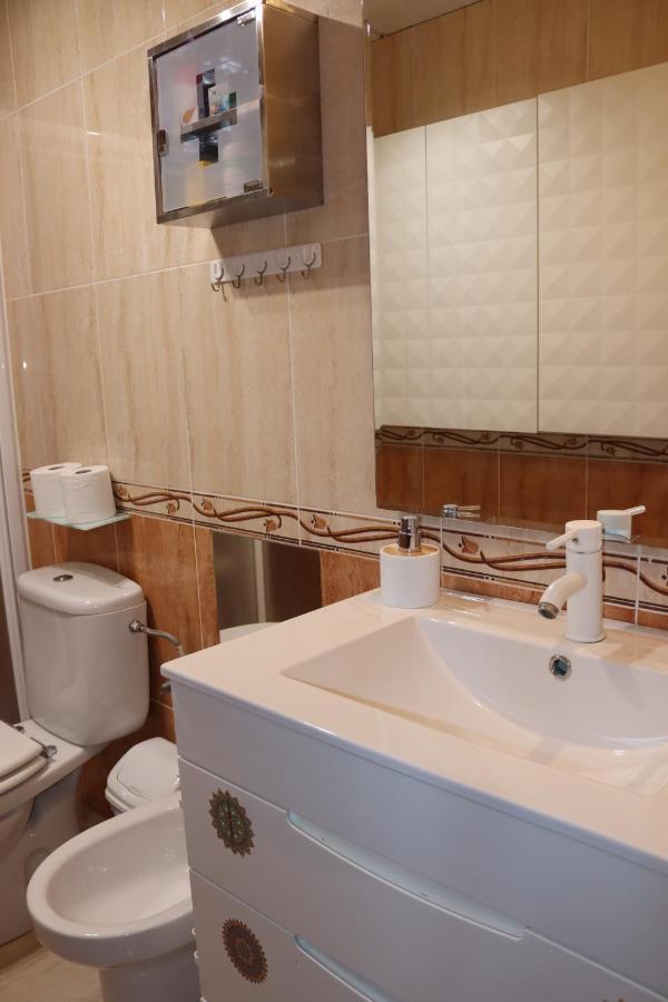 Apartamentos Carihuela Playa, Acogedor, Wifi Y Fibra Optica Торремолінос Екстер'єр фото